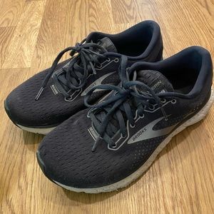 Brooks running shoes - glycerin 18
